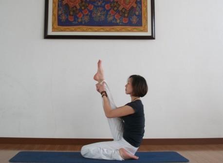 瑜伽教练班学员